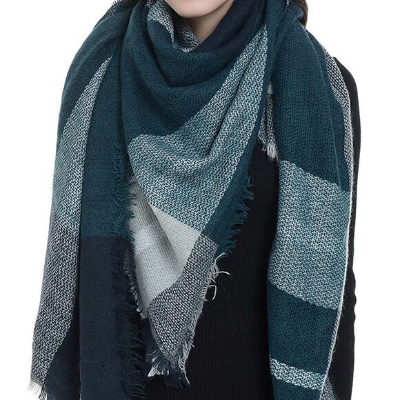 Plaid Scarf   - Picture 2 of 5